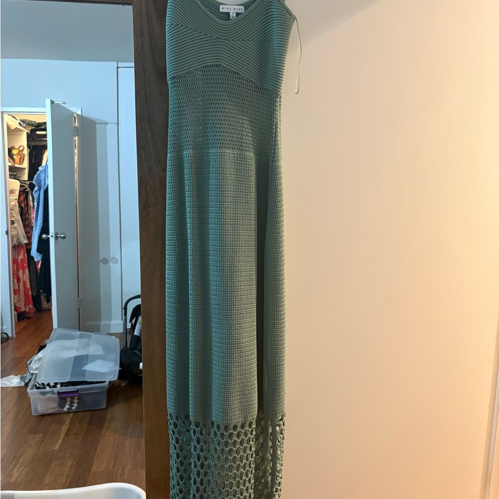 Green Sleeveless Sheath Maxi Dress